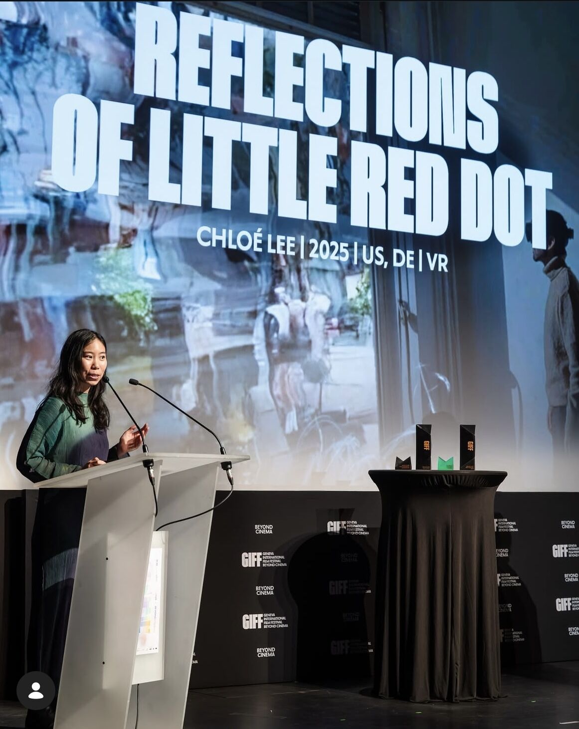 Chloé Lee giving the winner speech